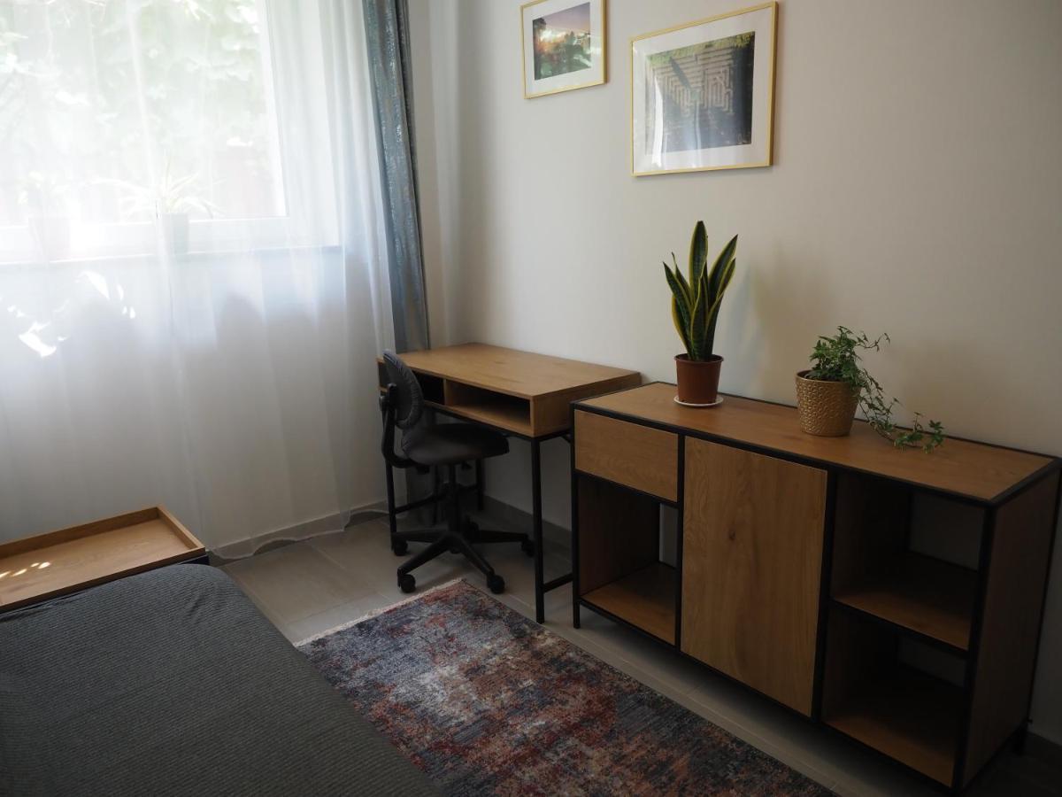 Adobe Apartment - Przytulny I Free Parking Breslau Exterior foto