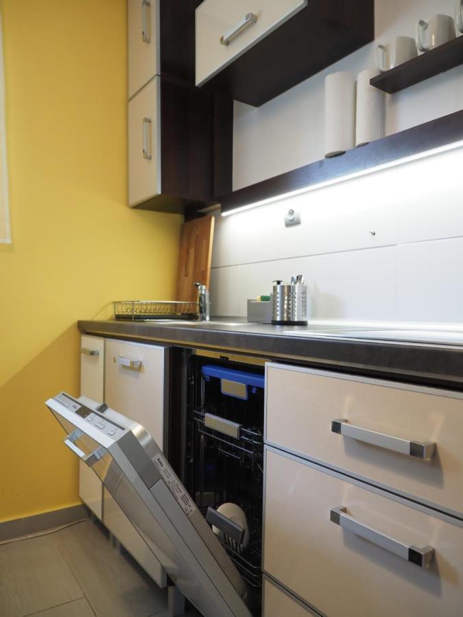 Adobe Apartment - Przytulny I Free Parking Breslau Exterior foto